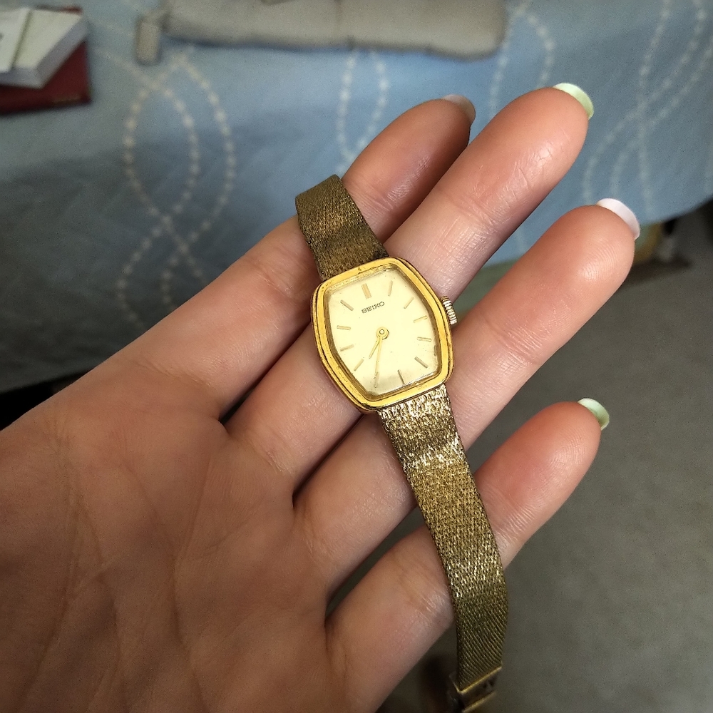 Vintage 70s Seiko Gold Watch